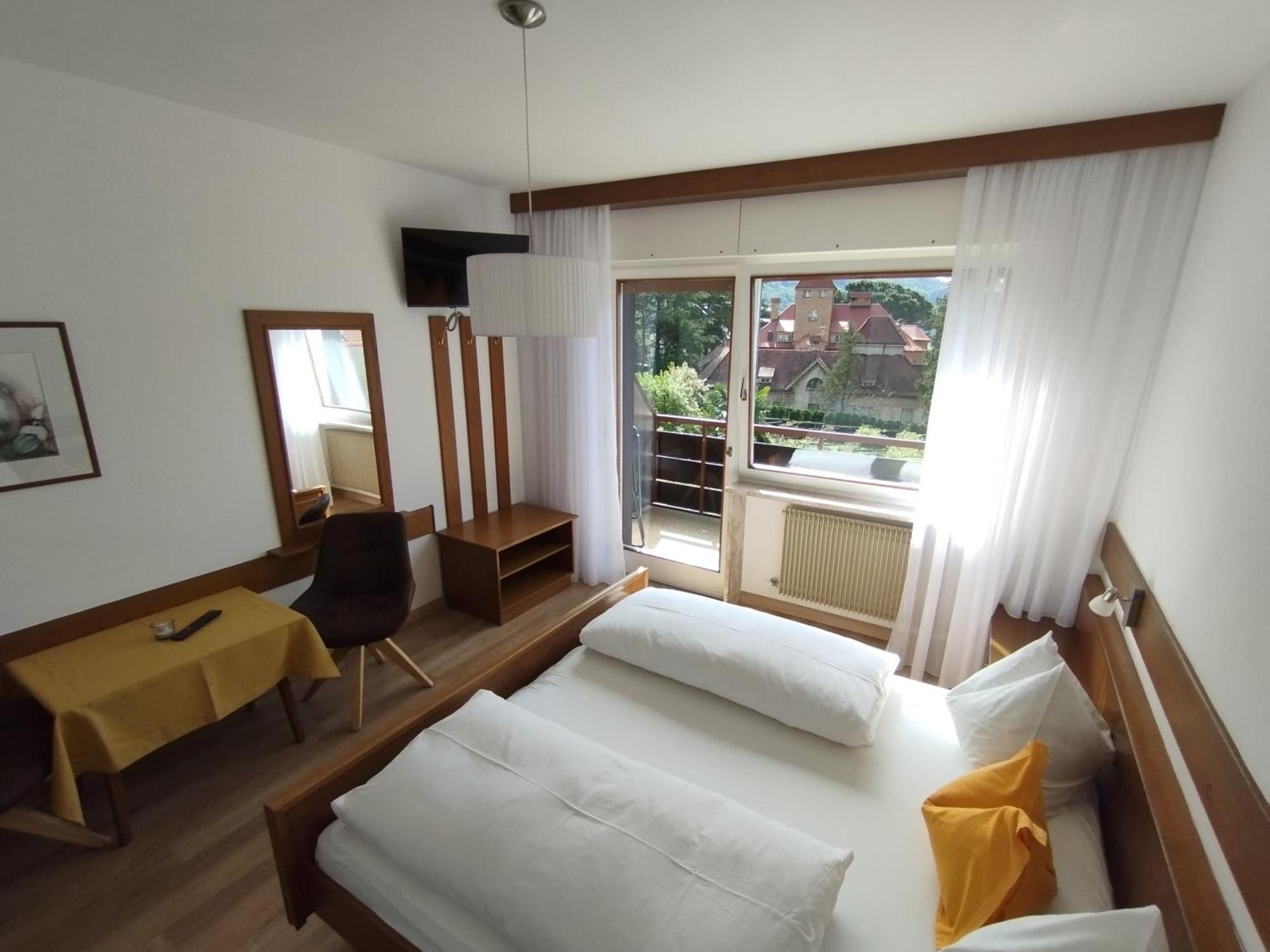 Hotel Garni Weingut Merano