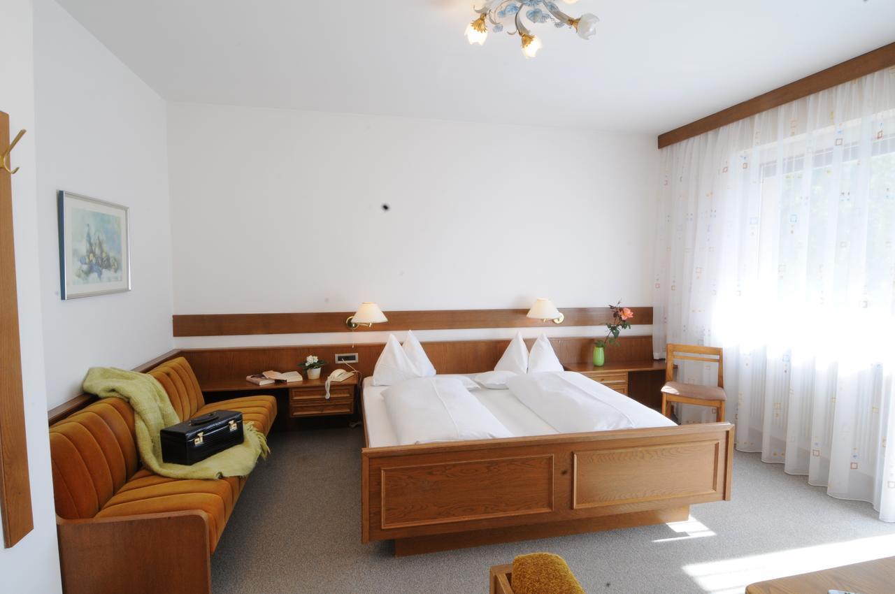 Hotel Garni Weingut 3*